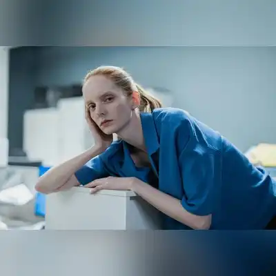邓雅新